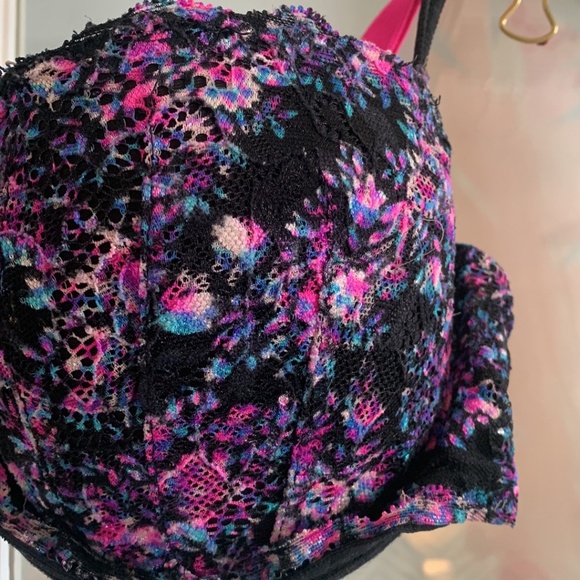 Women’s bra - Picture 3 of 5